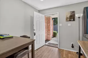 3606 Clubview Dr, Garland, TX 75044 - Photo 5