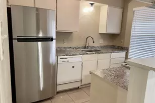 217 Bellaire Dr, Denton, TX 76209 - Photo 3