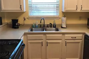 108 Brookside Dr, Duncanville, TX 75137 - Photo 5