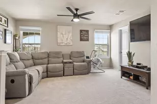 2508 Glen Hollow Dr, Lancaster, TX 75134 - Photo 11