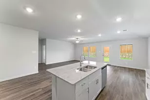 210 Teton St, Greenville, TX 75402 - Photo 13