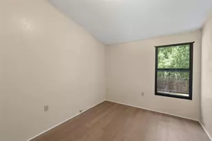 1027 Glenbrook Dr, Pecan Hill, TX 75165 - Photo 19