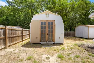 1027 Glenbrook Dr, Pecan Hill, TX 75165 - Photo 27
