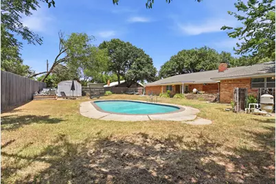 1429 Pamela Street, Hurst, TX 76053 - Photo 25