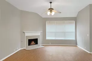 2820 Thorncreek Ln, Fort Worth, TX 76177 - Photo 3