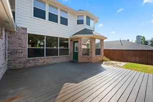 1718 Lake Bluff Dr, Garland, TX 75043 - Photo 33
