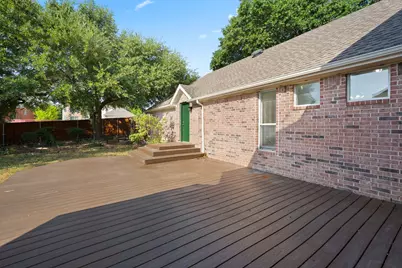 1718 Lake Bluff Drive, Garland, TX 75043 - Photo 33