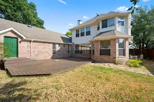 1718 Lake Bluff Dr, Garland, TX 75043 - Photo 35