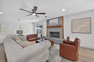 1620 Sunnybrook Dr, Irving, TX 75061 - Photo 3