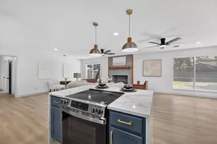 1620 Sunnybrook Dr, Irving, TX 75061 - Photo 9
