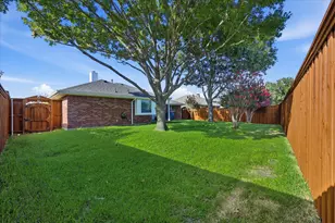 3520 Cedar Creek Ln, Sachse, TX 75048 - Photo 11
