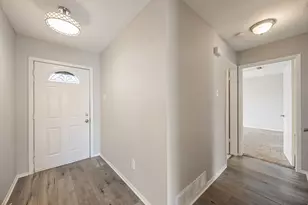 1 E Mountain Ln, Grand Prairie, TX 75052 - Photo 25