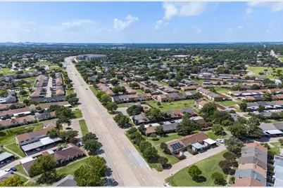 1 E Mountain Lane #33, Grand Prairie, TX 75052 - Photo 29