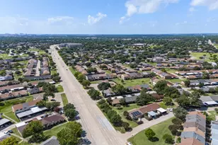 1 E Mountain Ln, Grand Prairie, TX 75052 - Photo 29
