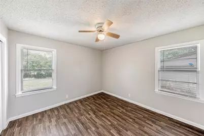4713 Laverda Drive, Haltom City, TX 76117 - Photo 23