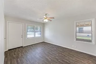 4713 Laverda Dr, Haltom City, TX 76117 - Photo 7