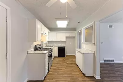 4713 Laverda Drive, Haltom City, TX 76117 - Photo 13