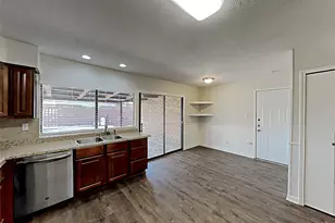 3522 Whitney Dr, Carrollton, TX 75007 - Photo 5