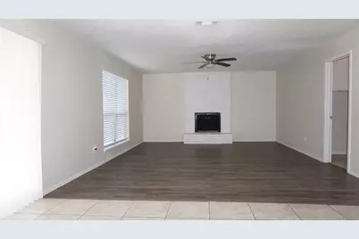 2609 Hamilton Drive, Grand Prairie, TX 75052 - Photo 7