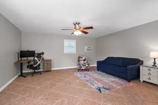 410 Simmons Rd, Double Oak, TX 75077 - Photo 39