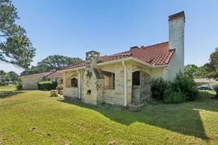1307 Cherry Hill Ct, Mansfield, TX 76063 - Photo 11