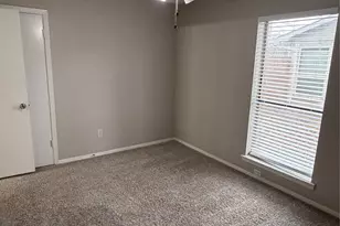 2011 Lavon Creek Ln, Arlington, TX 76006 - Photo 15