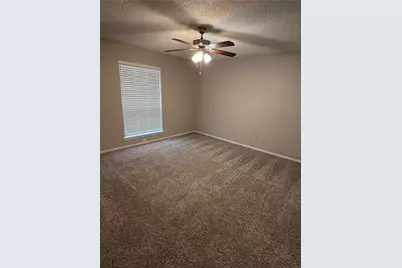 2011 Lavon Creek Lane, Arlington, TX 76006 - Photo 11