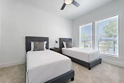 3319 Wake Street, Dallas, TX 75212 - Photo 31