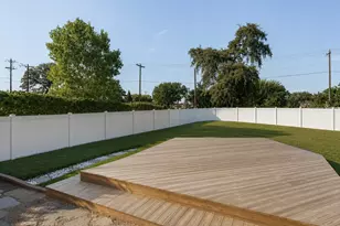 1429 Devonshire Dr, Providence Village, TX 76227 - Photo 11