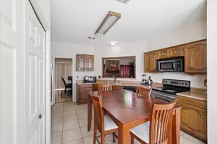 2020 E Branch Hollow Dr, Carrollton, TX 75007 - Photo 5