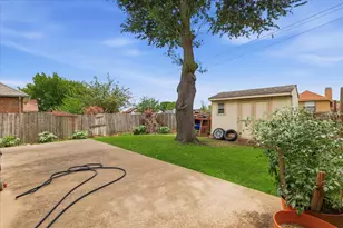 2020 E Branch Hollow Dr, Carrollton, TX 75007 - Photo 21