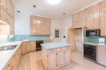 2411 Cross Timbers Trail, Arlington, TX 76006 - Photo 13