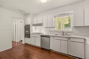 4509 Donnelly Ave, Fort Worth, TX 76107 - Photo 13