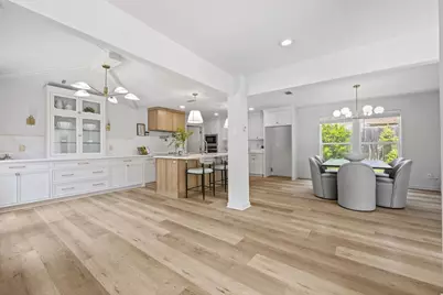 9902 Wood Forest Drive, Dallas, TX 75243 - Photo 11