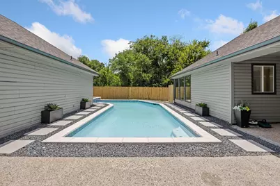 9902 Wood Forest Drive, Dallas, TX 75243 - Photo 29