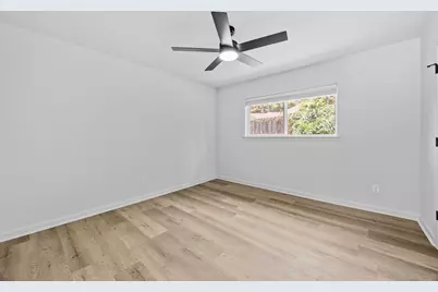 9902 Wood Forest Drive, Dallas, TX 75243 - Photo 25