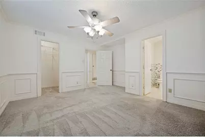 221 Linda Lane, Irving, TX 75062 - Photo 13