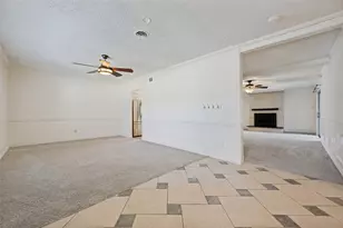 221 Linda Ln, Irving, TX 75062 - Photo 9