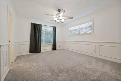 221 Linda Lane, Irving, TX 75062 - Photo 5