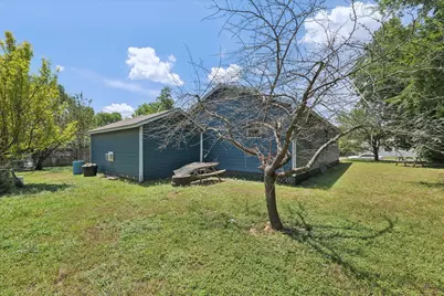 403 Dallas, Waco, TX 76704 - Photo 21