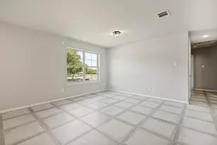 3001 San Martin Dr, Arlington, TX 76010 - Photo 9