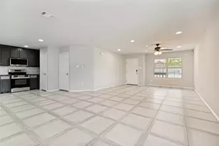 3001 San Martin Dr, Arlington, TX 76010 - Photo 7