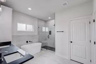 901 Old Maypearl Rd, Waxahachie, TX 75167 - Photo 13