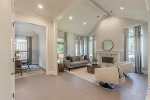 300 Sundance Cir, Irving, TX 75063 - Photo 5