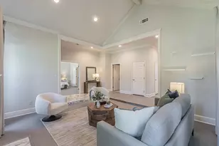 300 Sundance Cir, Irving, TX 75063 - Photo 7