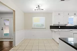 2108 Guinevere St, Arlington, TX 76014 - Photo 15