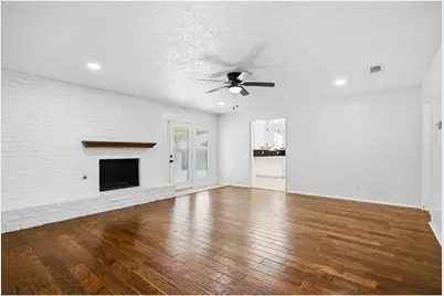 2108 Guinevere Street, Arlington, TX 76014 - Photo 5