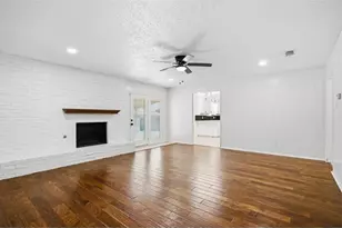 2108 Guinevere St, Arlington, TX 76014 - Photo 5