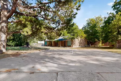 1800 Harry Court #B, Arlington, TX 76012 - Photo 31