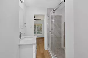 1800 Harry Ct, Arlington, TX 76012 - Photo 15